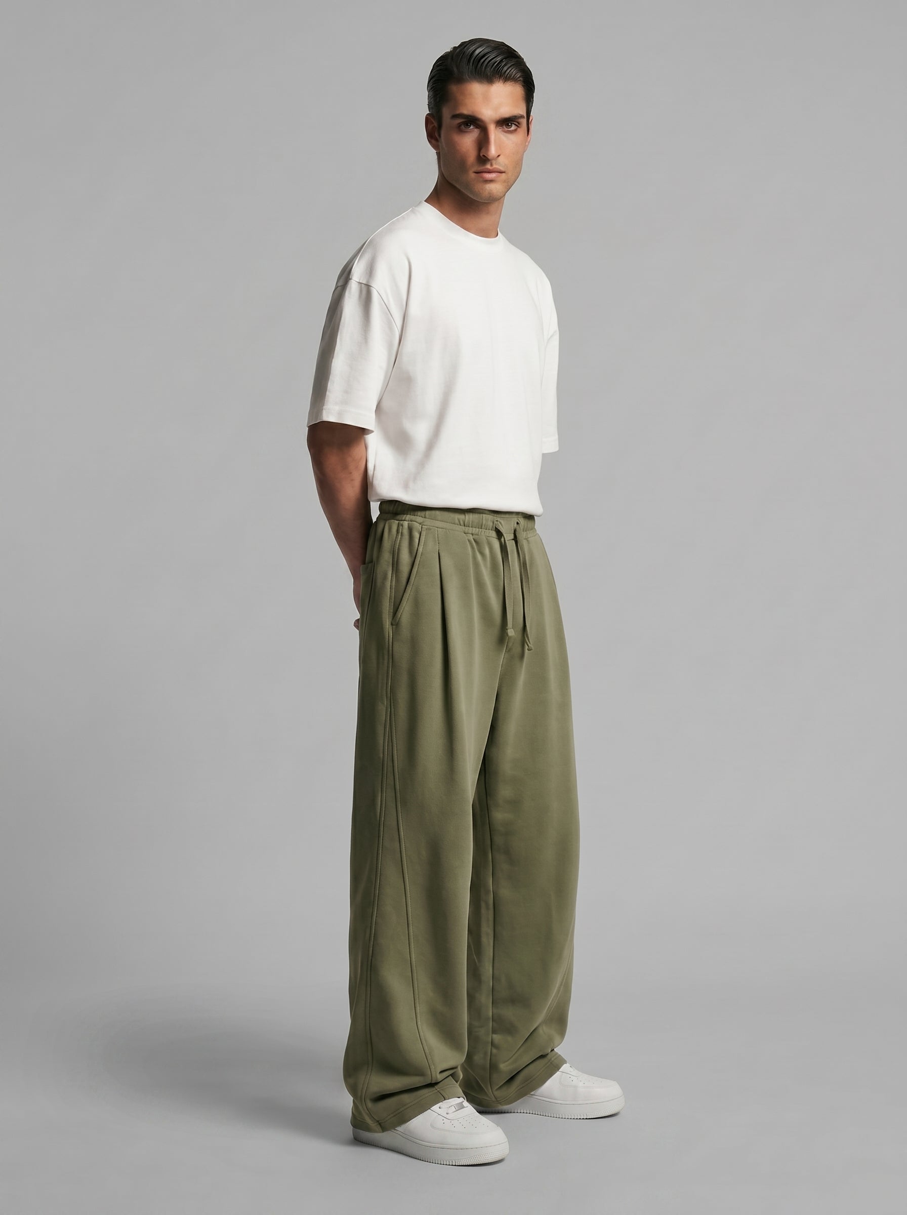 Two Tuck Wide Leg Pants