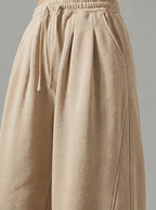 Two Tuck Wide Leg Pants